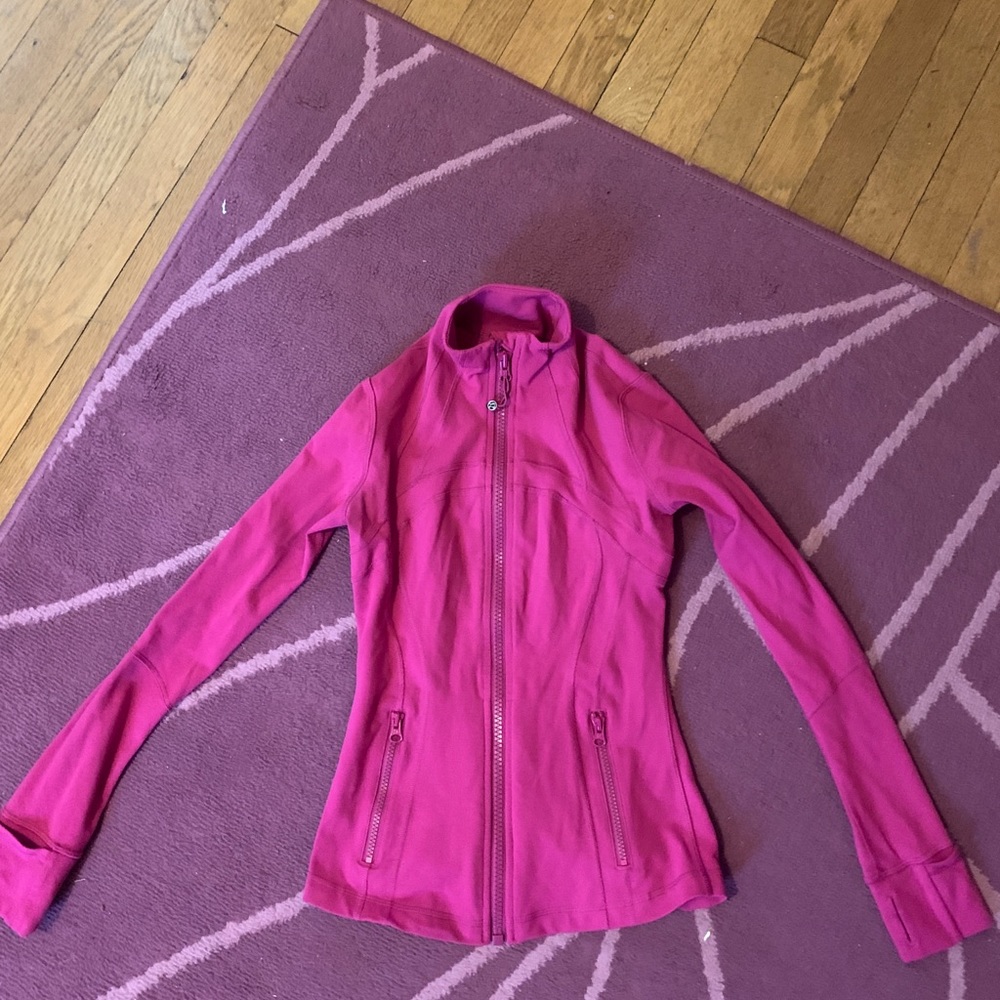 Lulu Lemon define zip up jacket